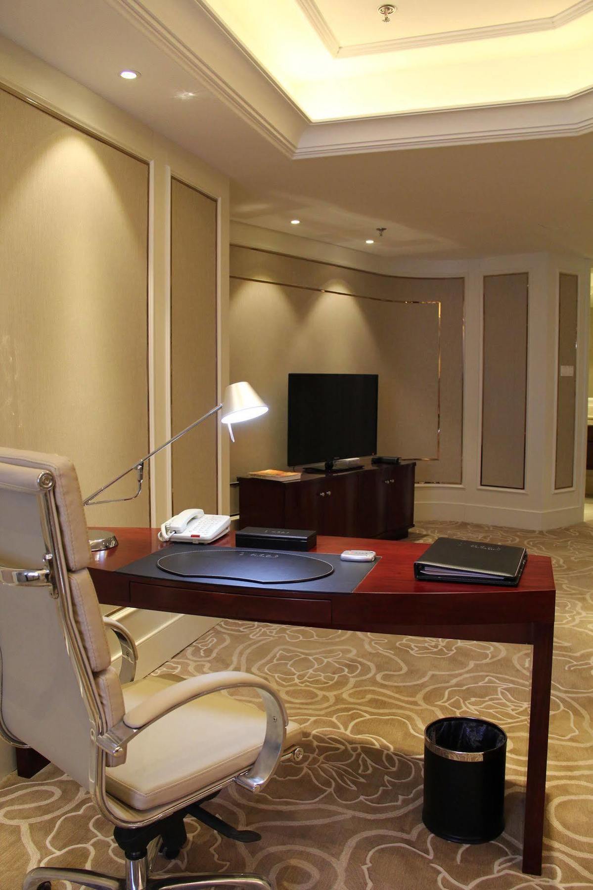Baoji Jianguo Hotel Экстерьер фото