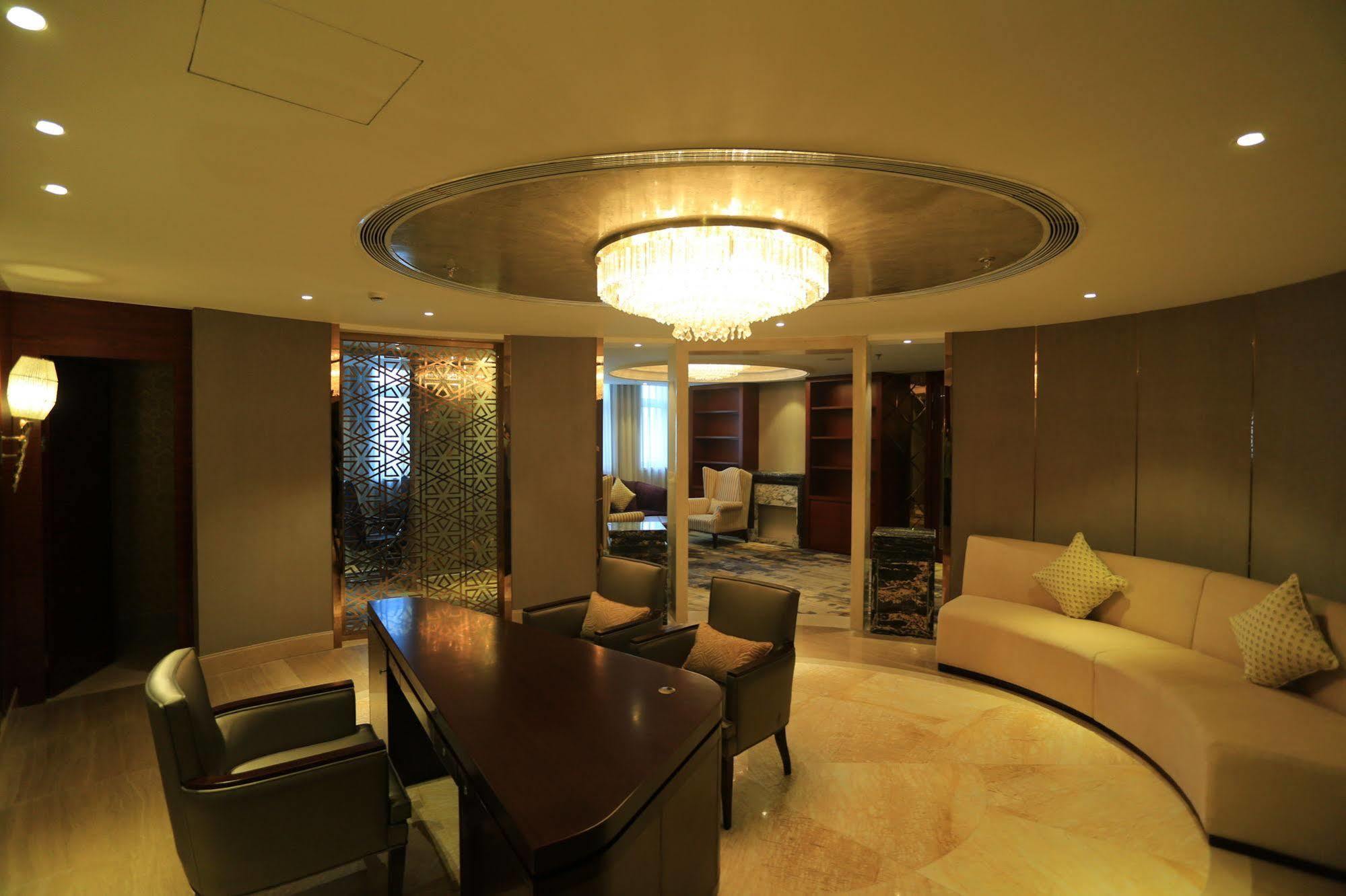 Baoji Jianguo Hotel Экстерьер фото