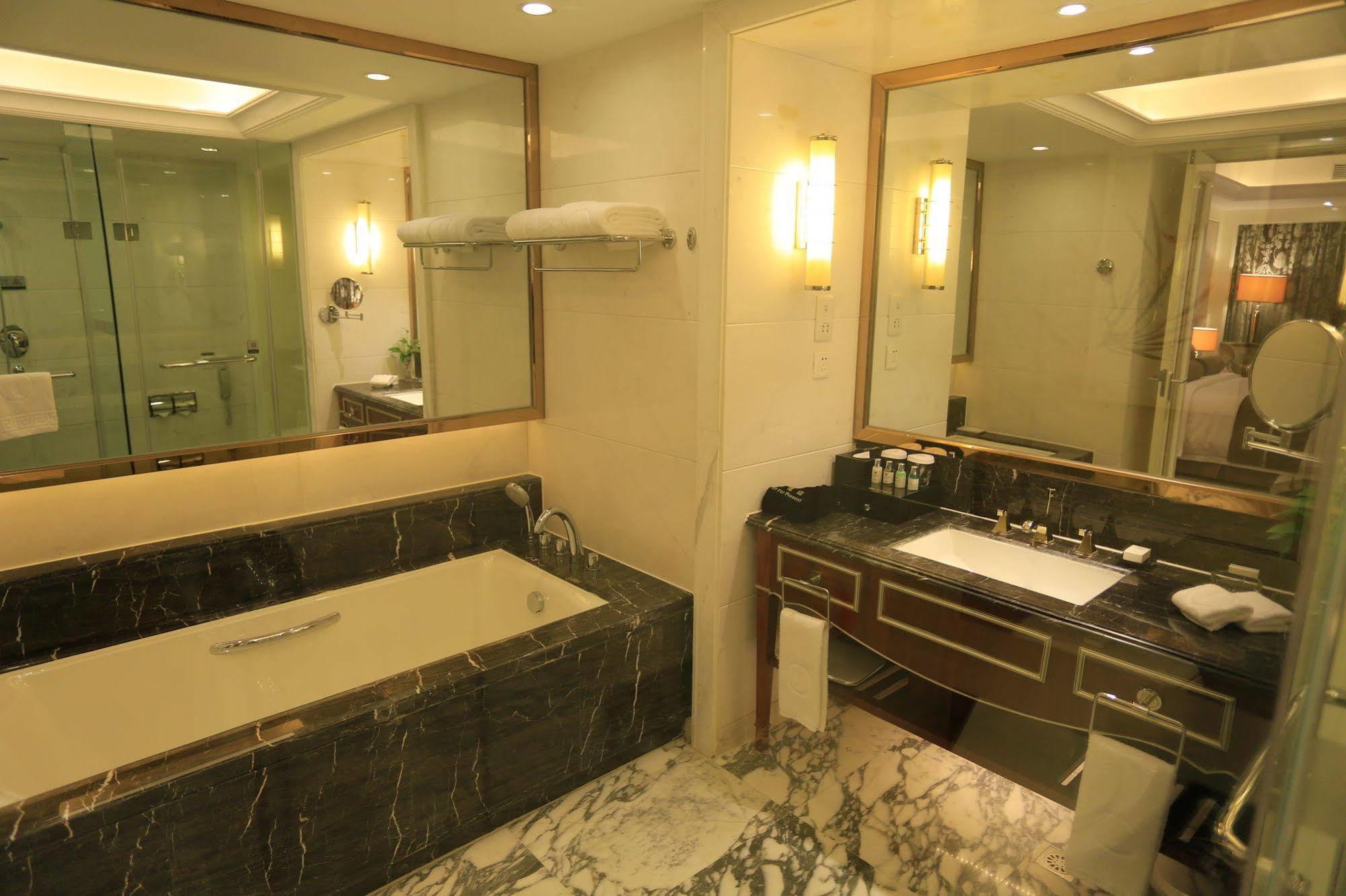 Baoji Jianguo Hotel Экстерьер фото